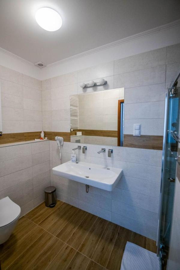 Hotel Palacowa Narol Extérieur photo