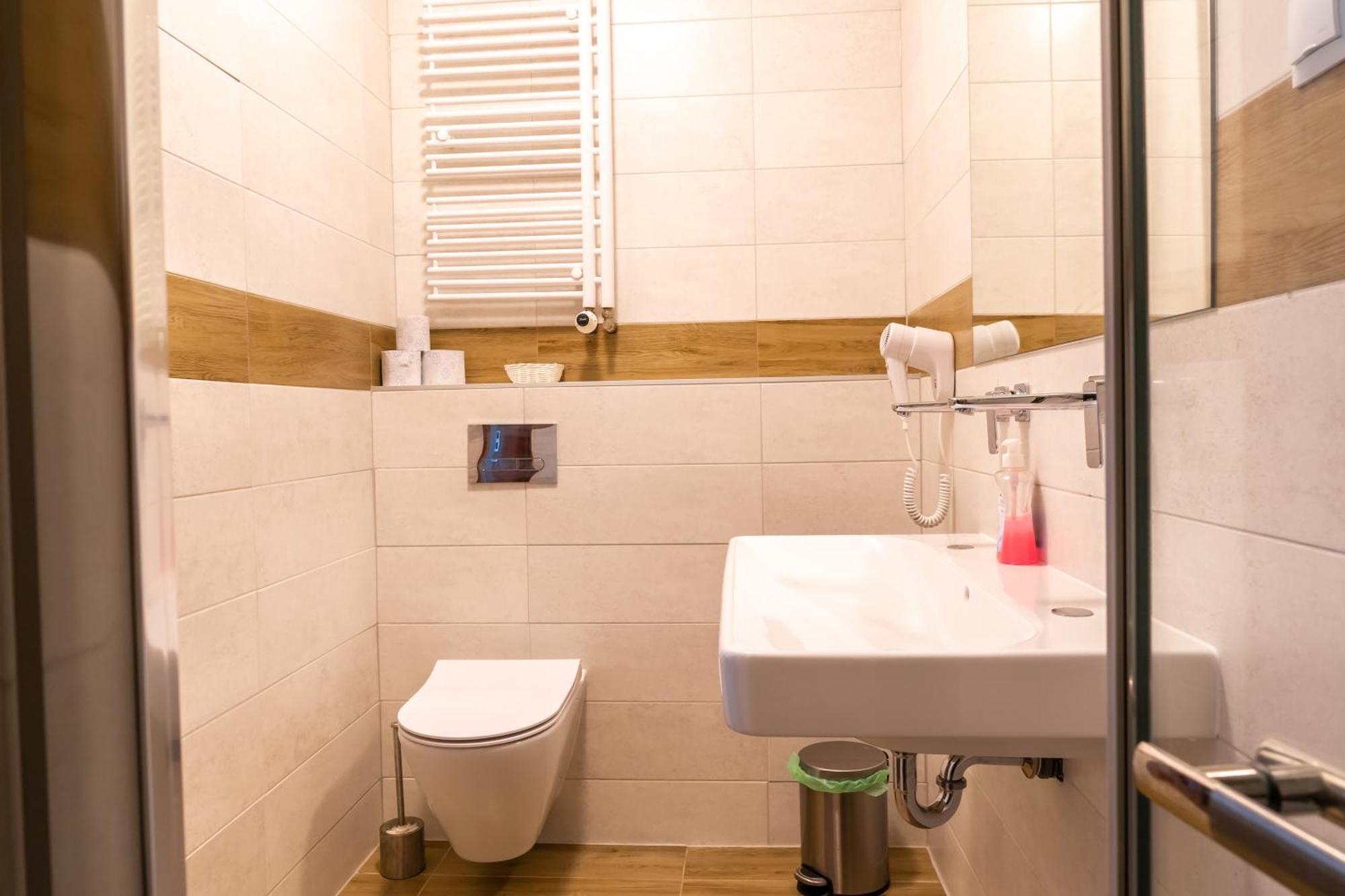 Hotel Palacowa Narol Extérieur photo