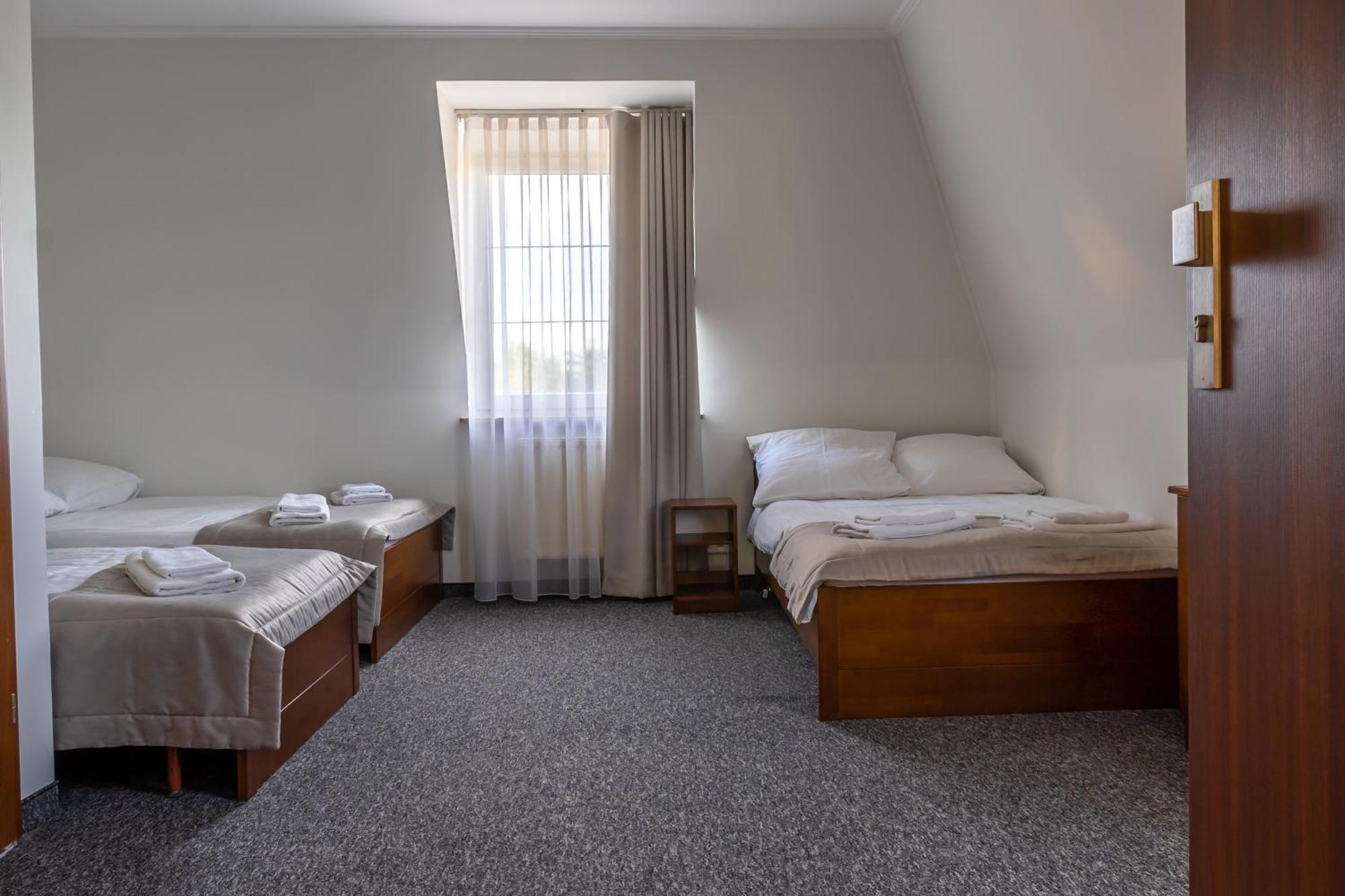 Hotel Palacowa Narol Extérieur photo