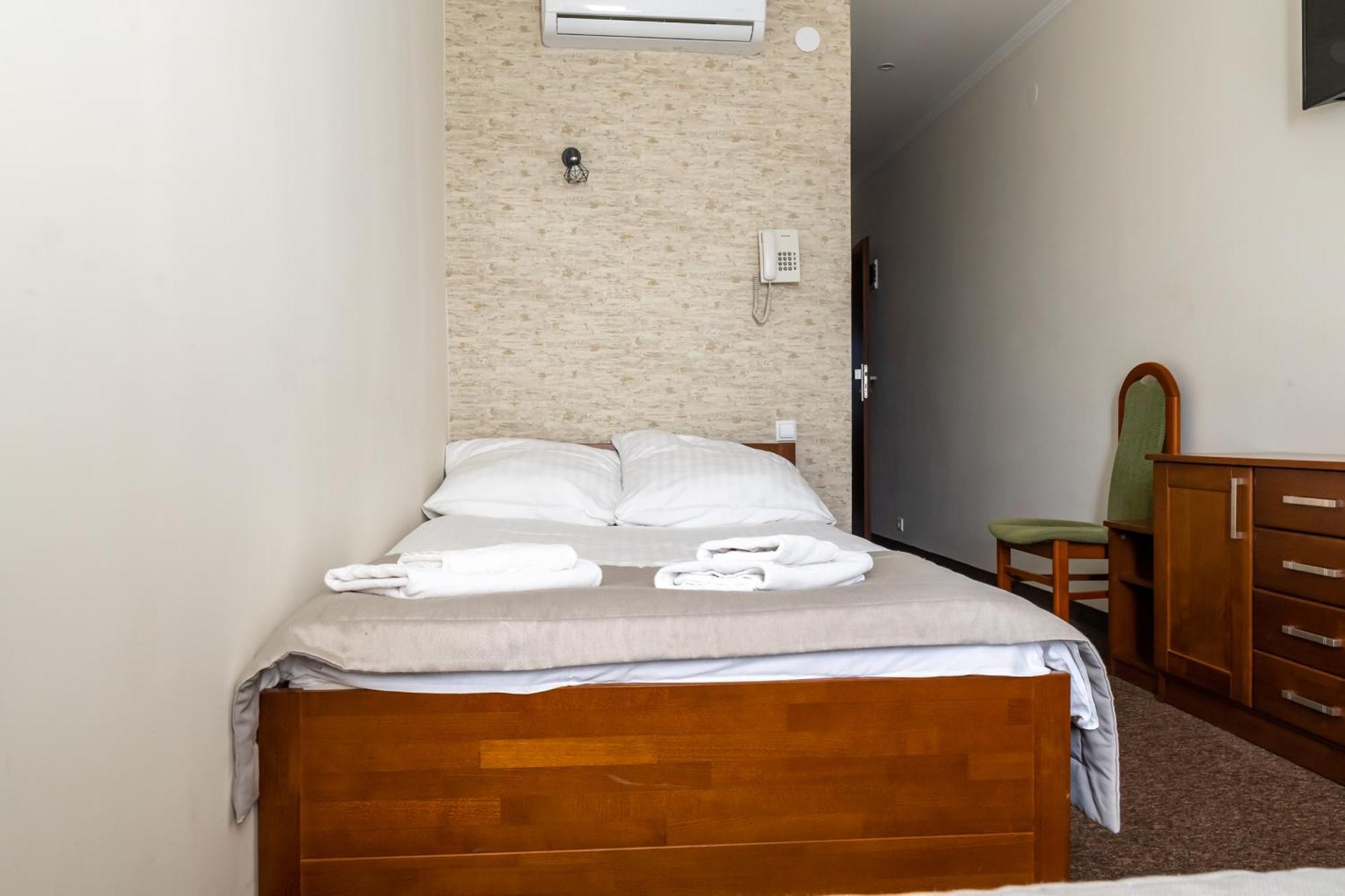 Hotel Palacowa Narol Extérieur photo
