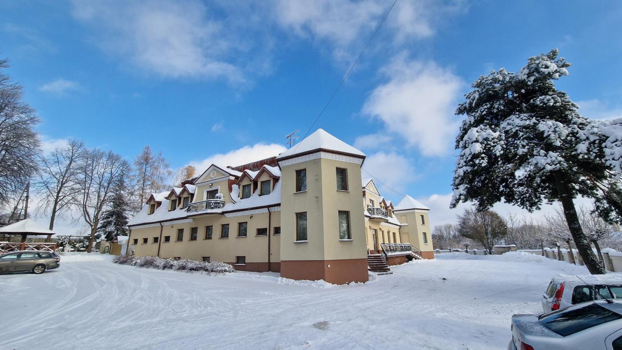Hotel Palacowa Narol Extérieur photo