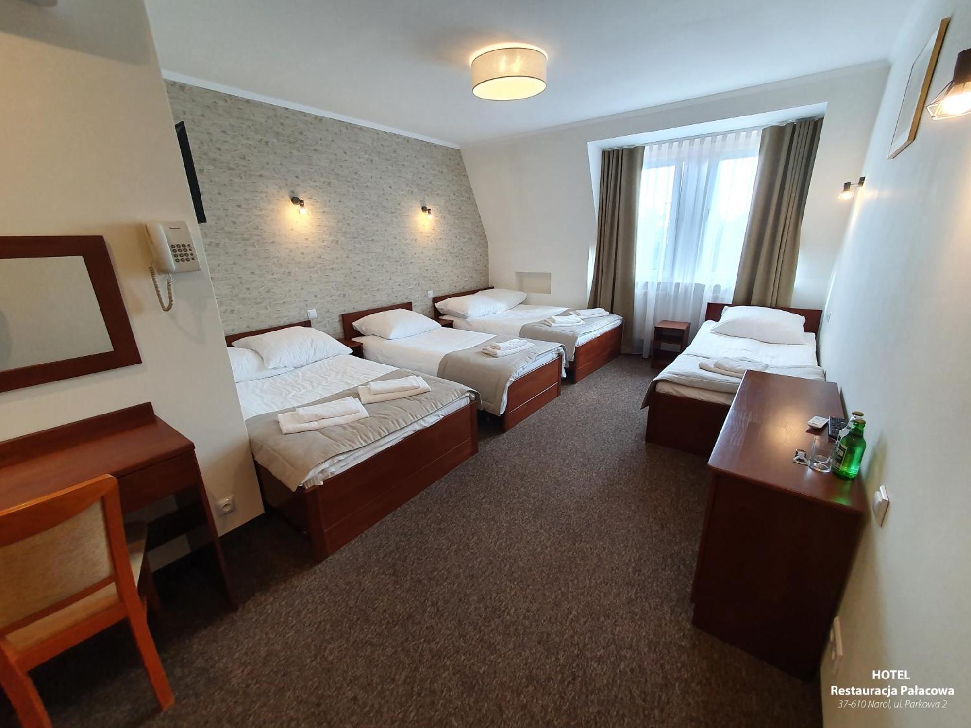 Hotel Palacowa Narol Extérieur photo